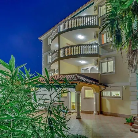Adriatic-sea-vila-bvm Apartment *