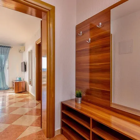 Adriatic-sea-vila-bvm Apartment *